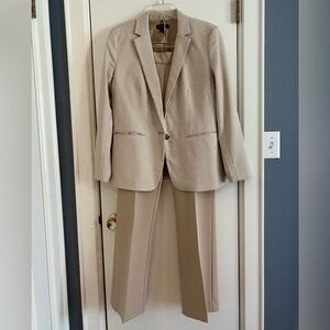 Ann Taylor Women’s Suit - Tan & Cream Checked Blazer and Tan Slacks